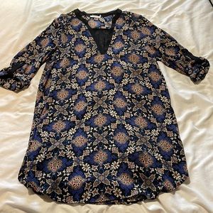 Patterned dress size L
